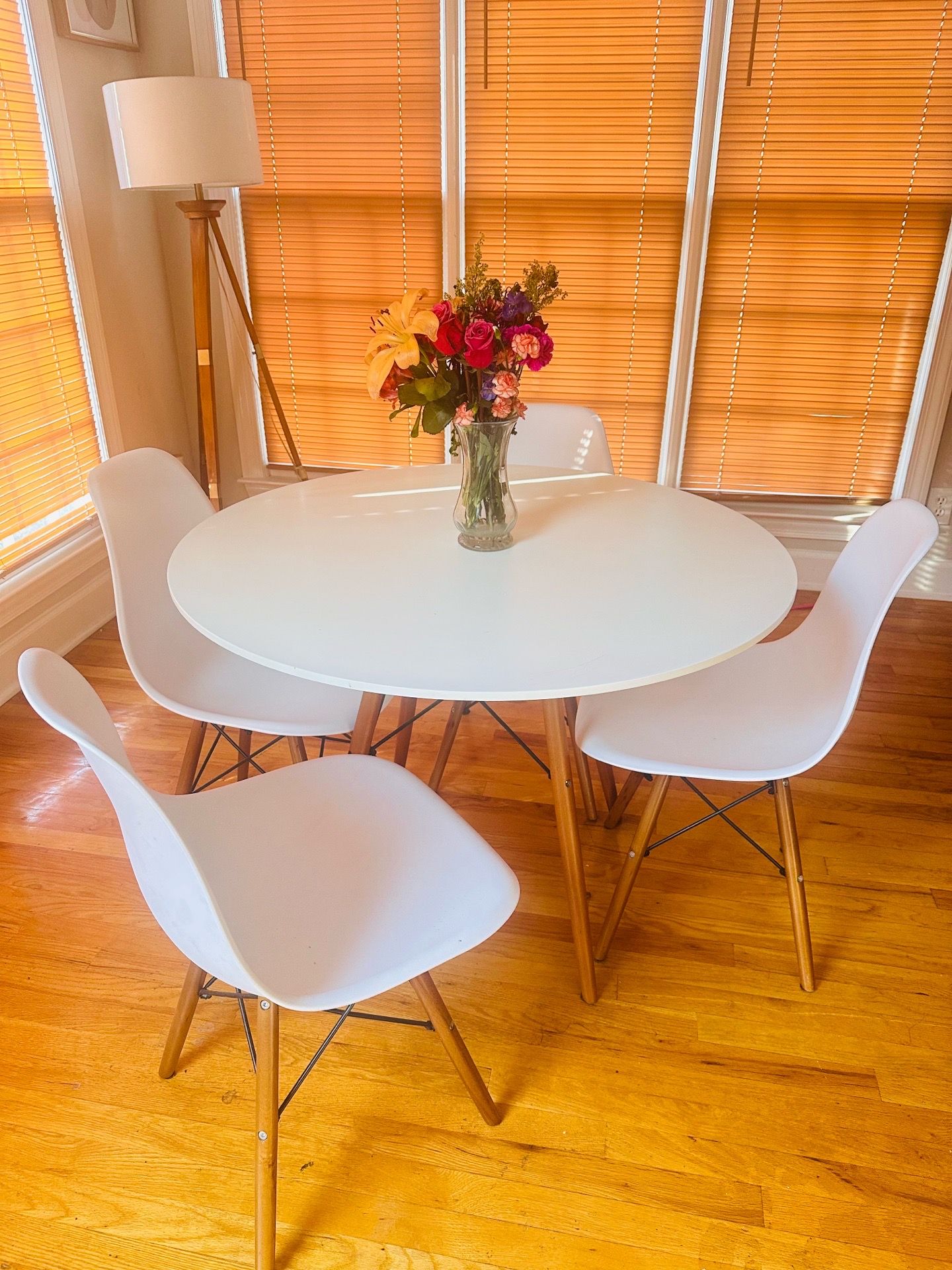 Dinning table