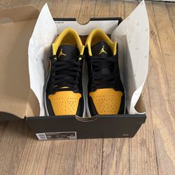 Nike Air Jordan 1 Low Shoes Black Yellow Ochre White 553558-072 Men's Sizes NEW
