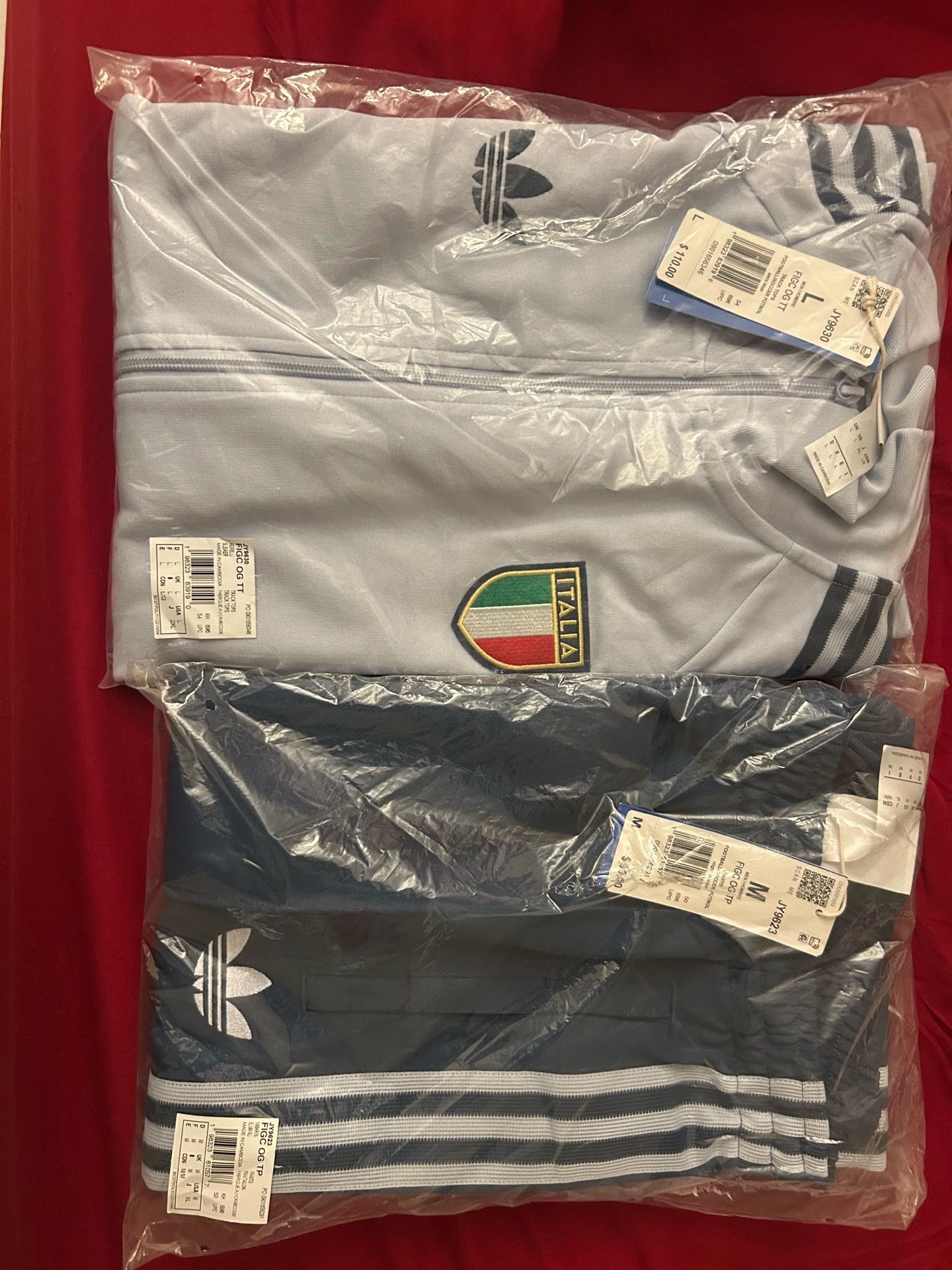 ADIDAS FUTBOL SWEATS SUIT