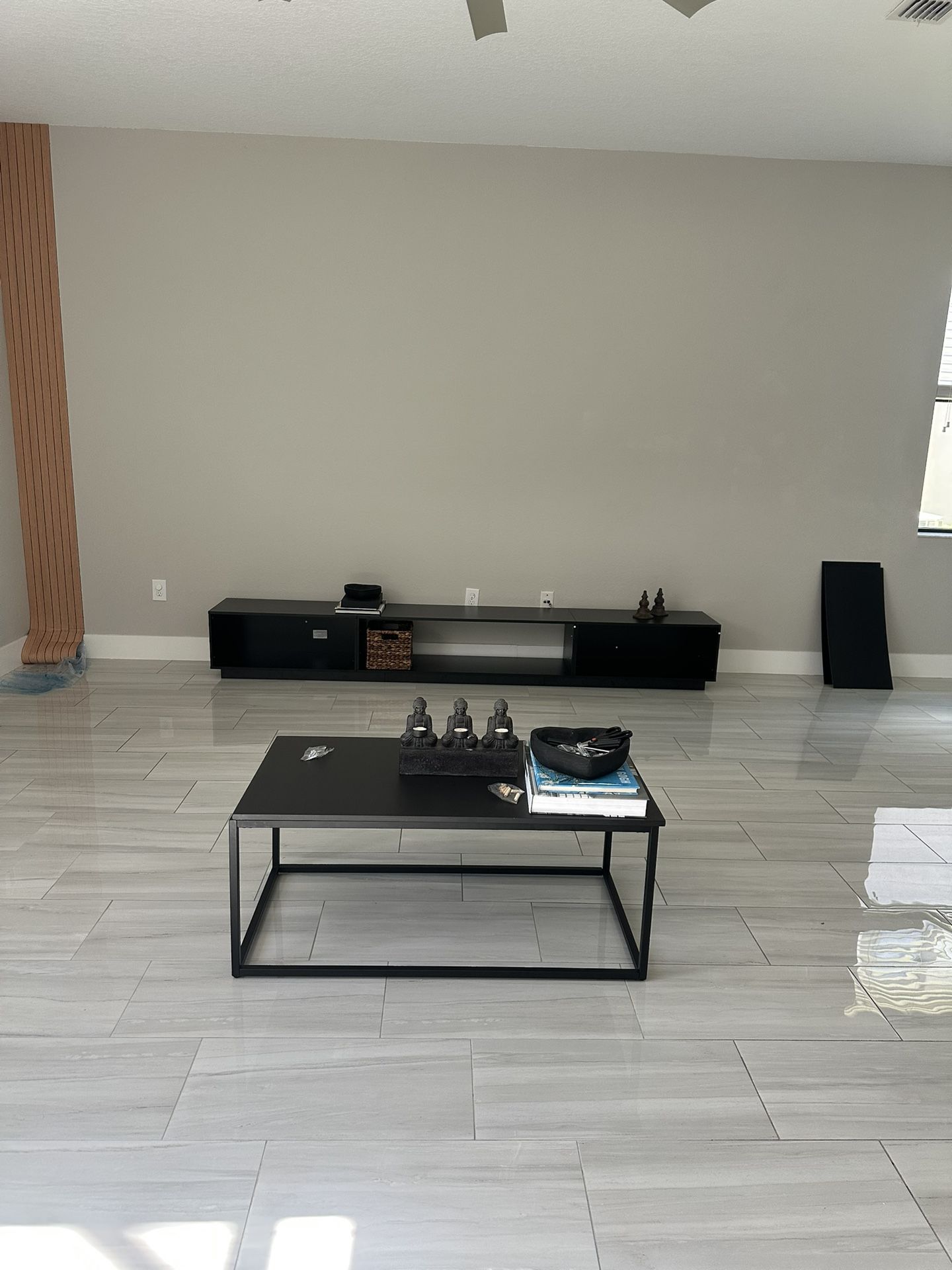 Modern Black Metal Coffee Table – Minimalist / Contemporary Style