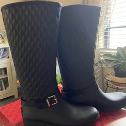 Bonitas Botas GUESS Para La Lluvia O Nieve
