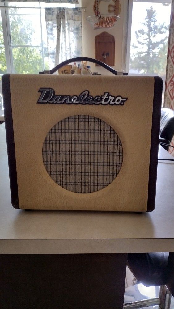Danelectro Nifty Fifty