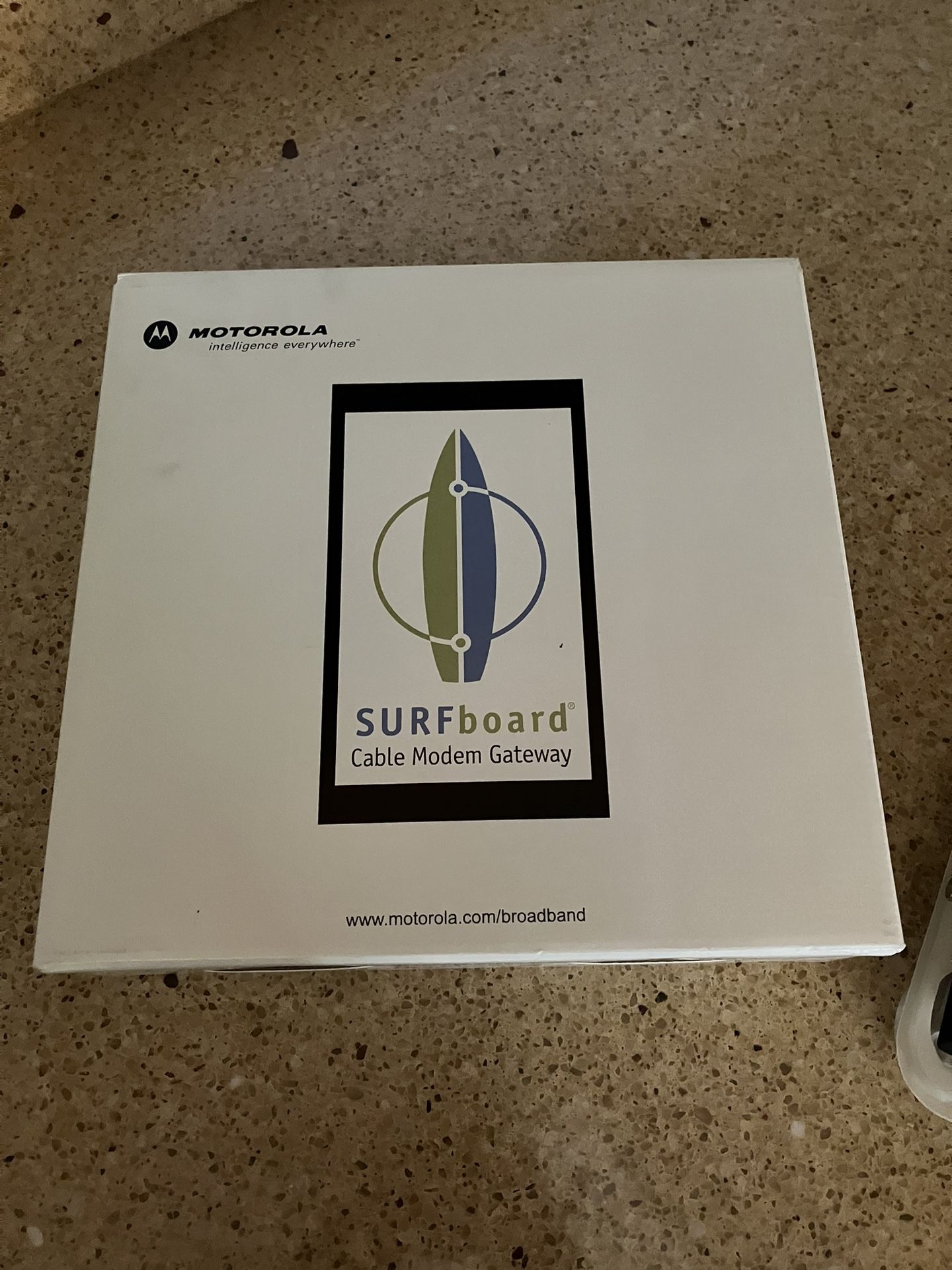 Motorola SURFboard Modem Wireless Cable Gateway Black