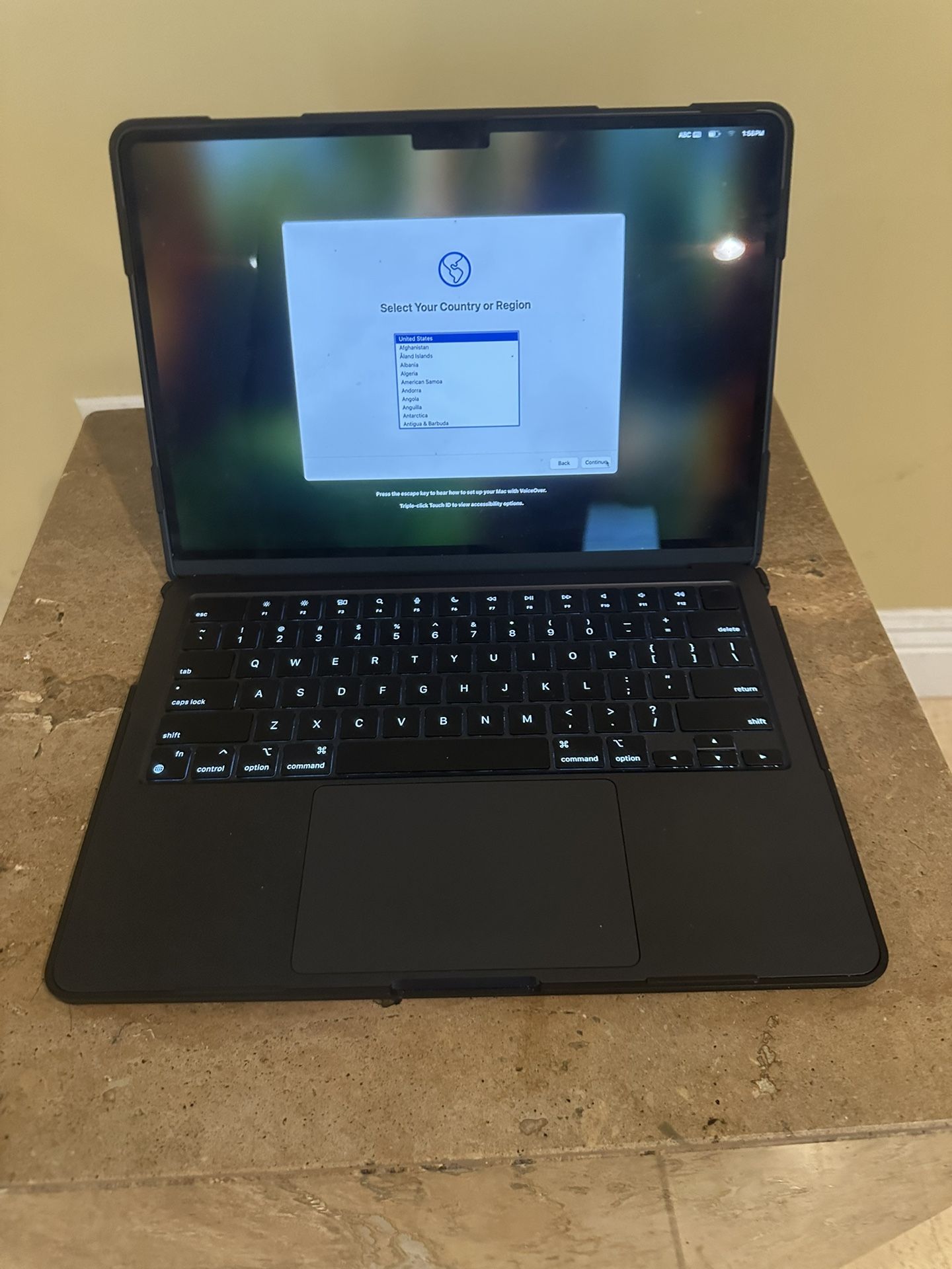 2024 Macbook Air 13.6 M3 8GB 256GB Midnight Blue