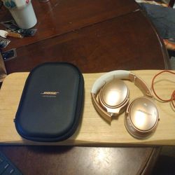 Excellent, New BOSE Quiet Comfort 35 Limited Edition, Noise Cancelling BT Wireless Headphones II Rose Gold