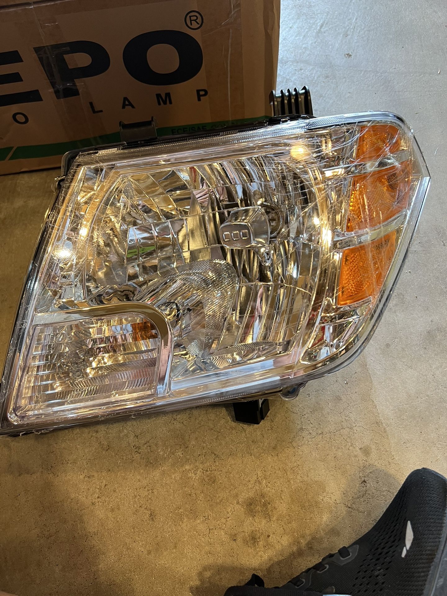 DEPO Headlights - 2009-21 Nissan Fronteir