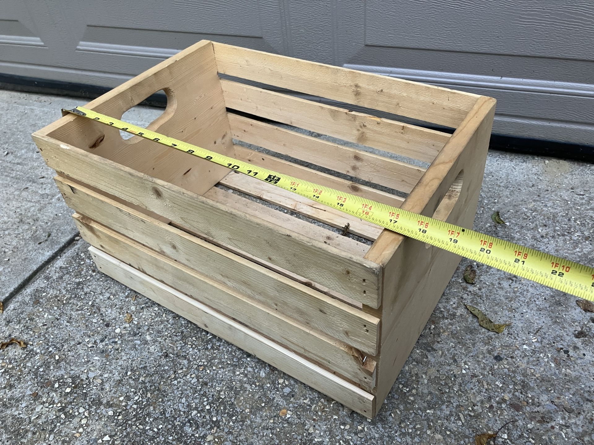 Wood Crate .. use it for record albums, Etc