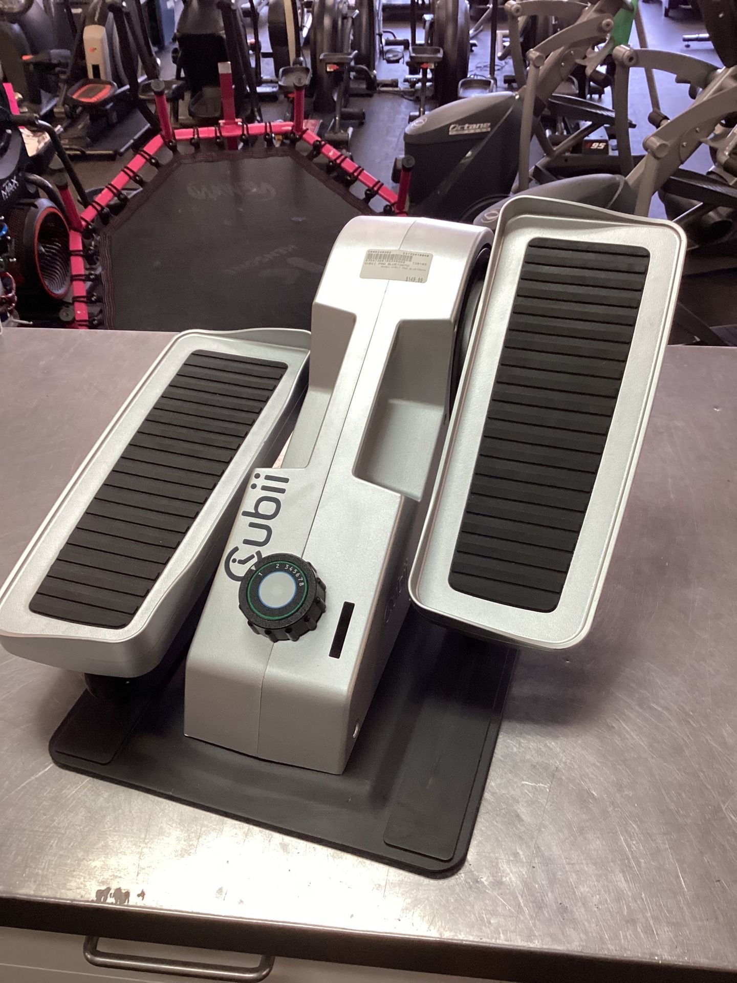 Cubii Pro Bluetooth Seated Elliptical Under Desk Elliptical Bike Like New