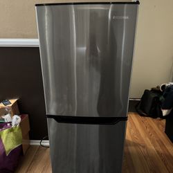 Insignia Mini Fridge