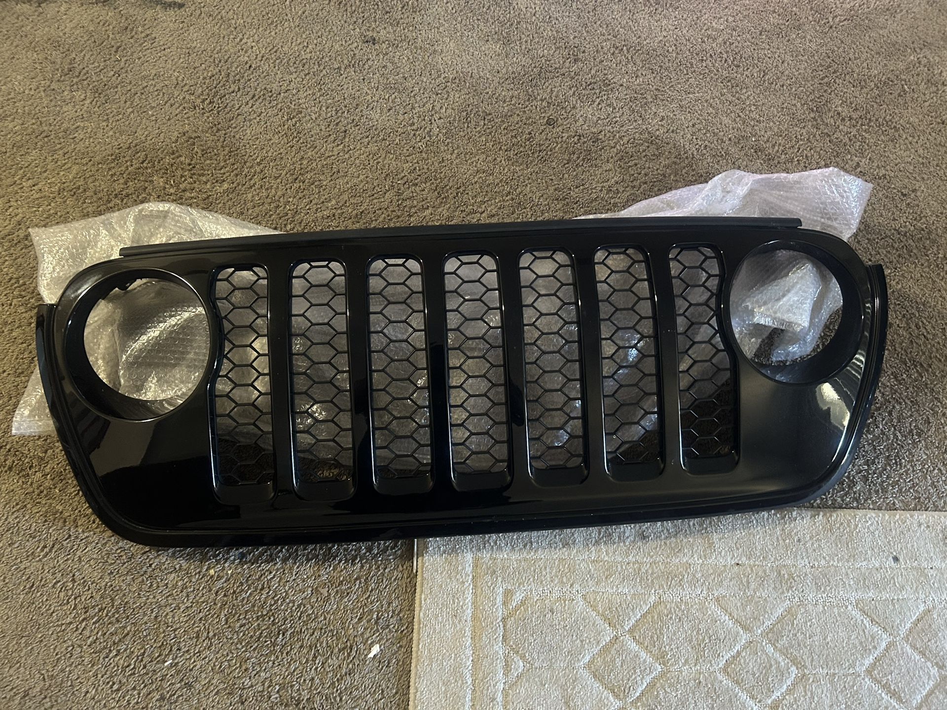 2023 Jeep Gladiator Front Grill