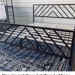 New King Size Platform Bed Frame Brown