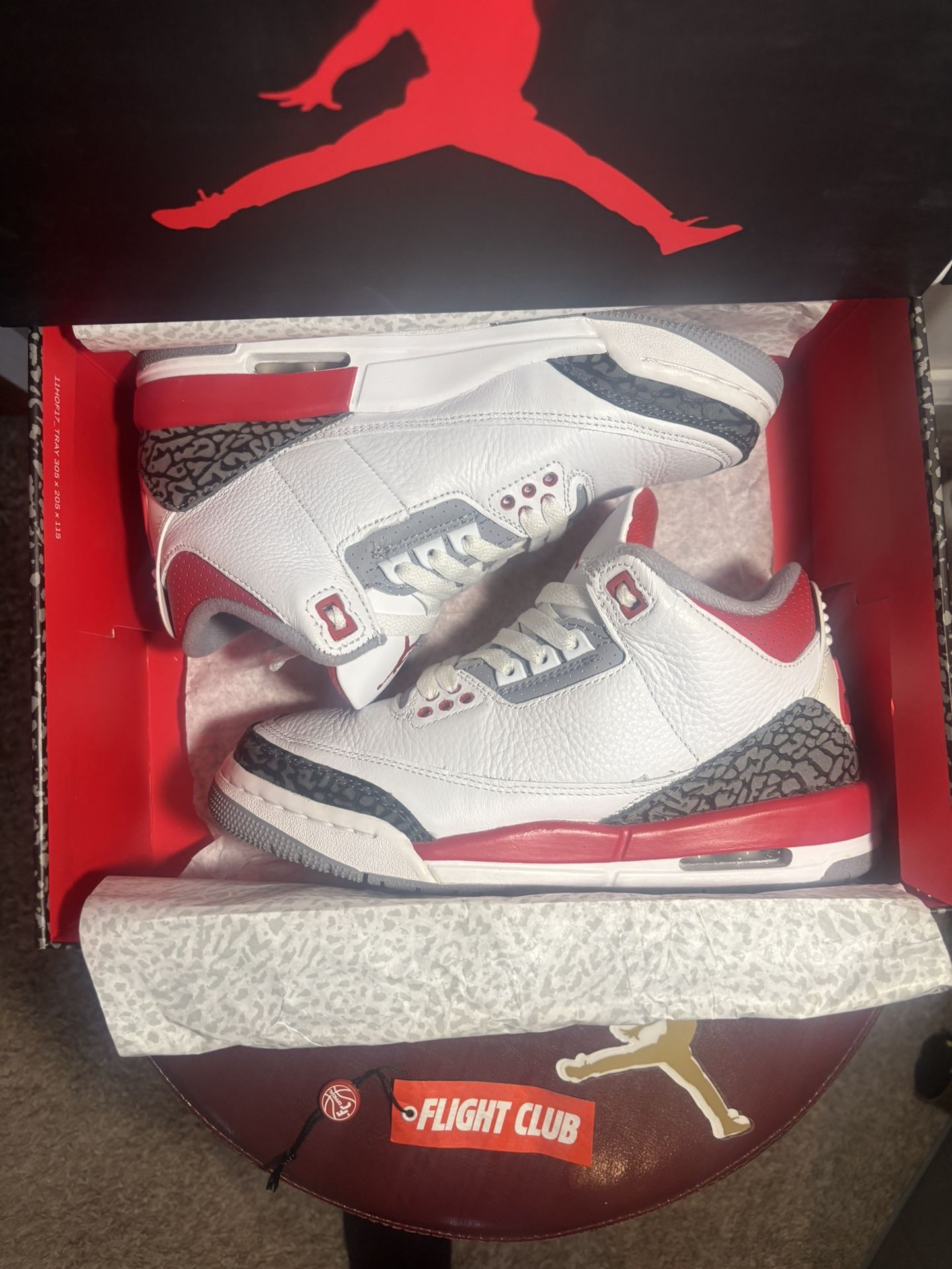 Air Jordan 3 Retro 'Fire Red' 2022 - Size 5.5 Youth (Mens) / 7 Womens