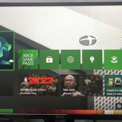 Xbox One S (white console)