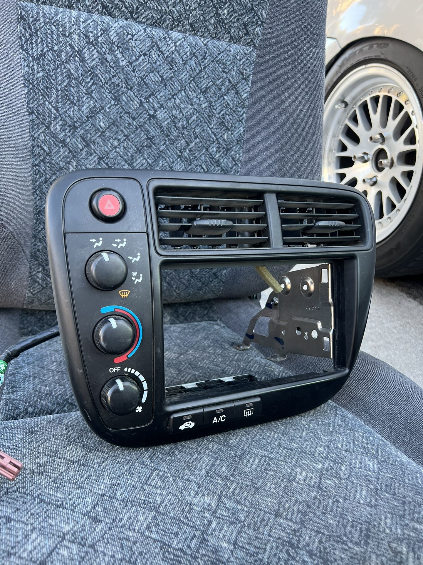 99-00 Honda Civic Radio Bezel