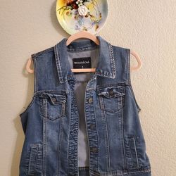 Maurices Blue Distressed Denim Jean Vest in size 1