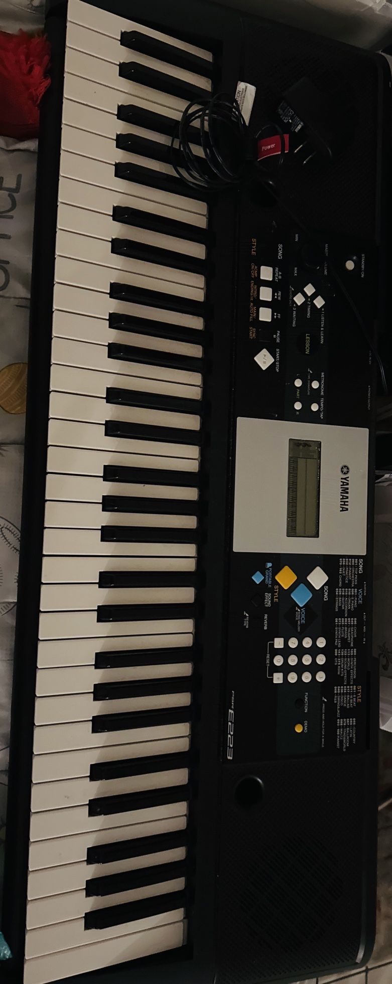 Yamaha PSR -E223