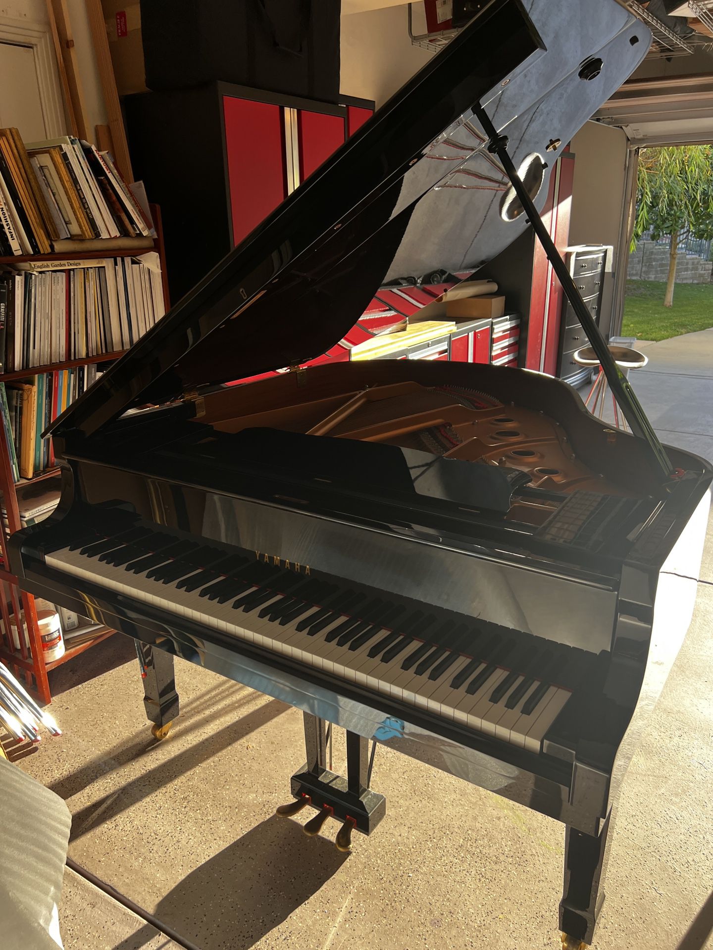 Yamaha GC1 Piano 