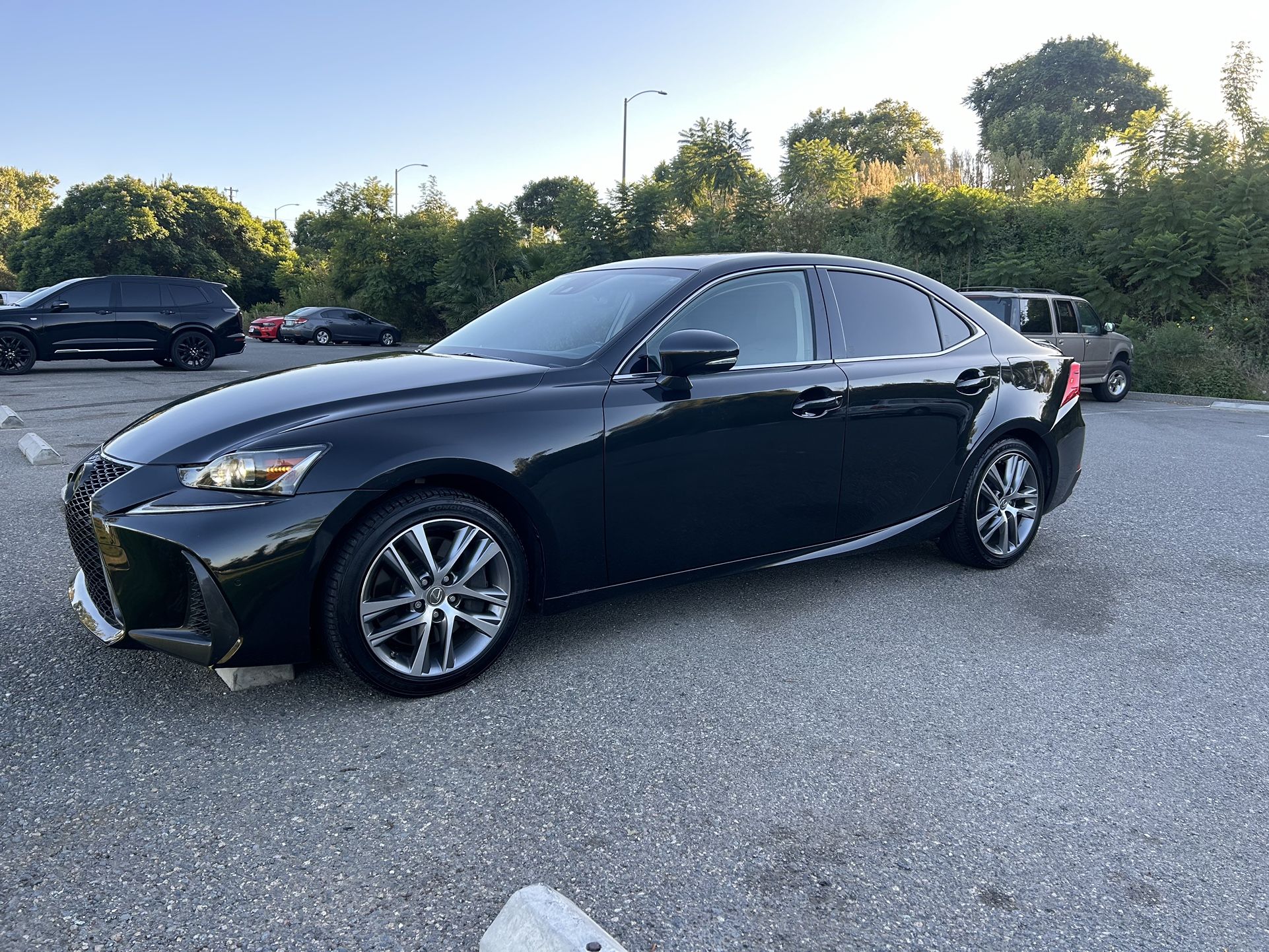 2020 Lexus IS