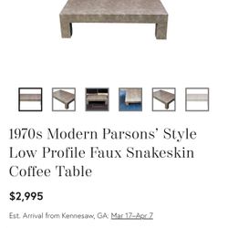 Modern Snakeskin Table Set