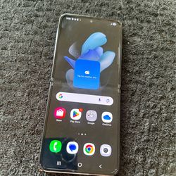 Galaxy z flip 4