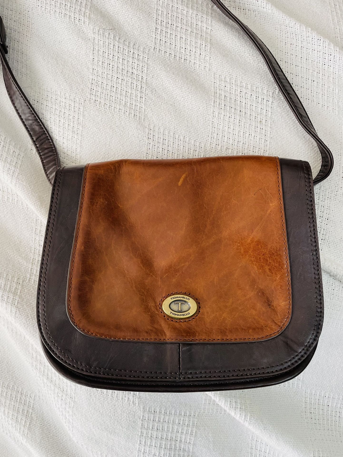 New Genuine Leather Tignanello Purse W/strap