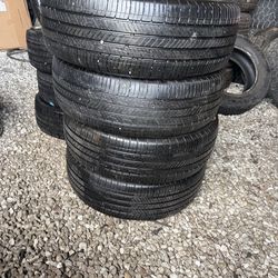 4 tires 235 65 r17