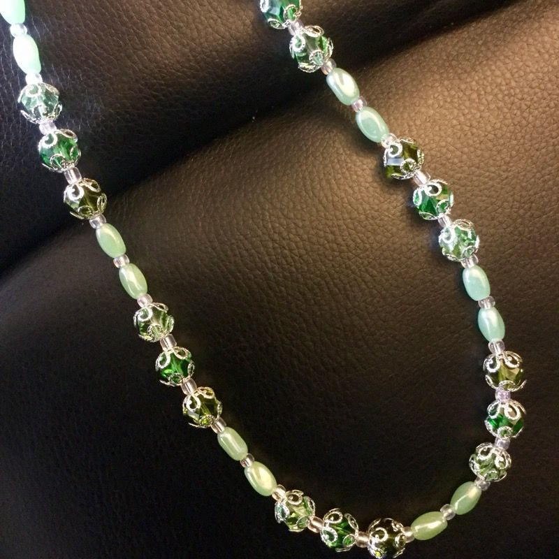 Fashion Jewelry / Soft green and silver with glass and crystal beads necklace / Silver Toggle clasp New Jewelry 🌿🌷🌿