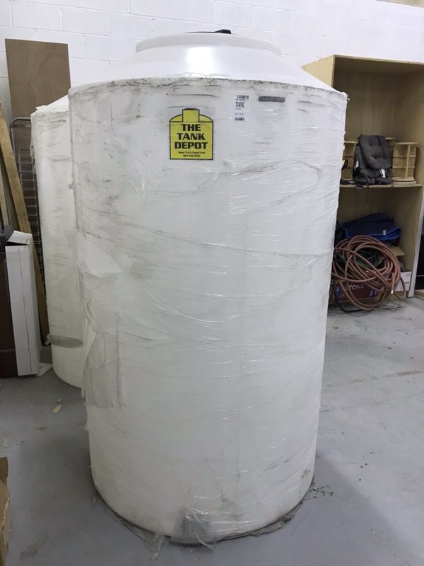 500 gallon vertical liquid storage tanks