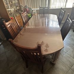 HUGE dinning Table + 10 Chairs