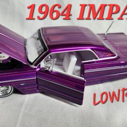 AVAILABLE BRAND NEW 

MAISTO DESIGN LOW RIDERS 1964 CHEVROLET IMPALA SS 1/24 -