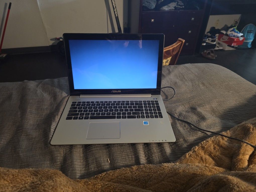 Asus SonicMaster TOUCHSCREEN Laptop