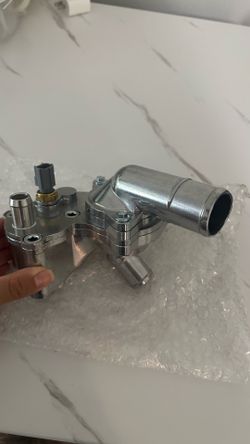New Engine Coolant Thermostat Housing unit