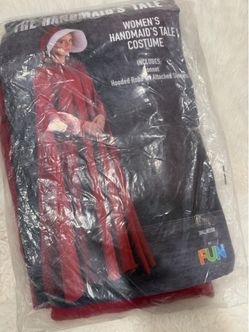 Handmaids tale costume