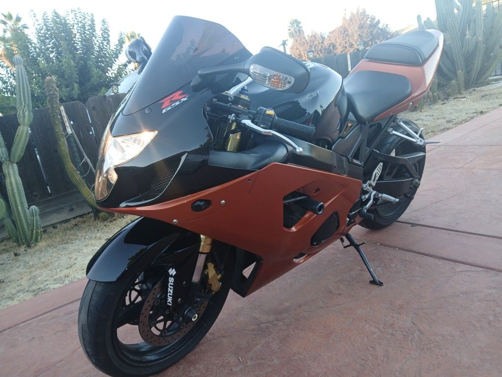 Suzuki GSX-R750