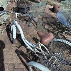 Schwinn Meridian 26 inch adult Tricycle Mint