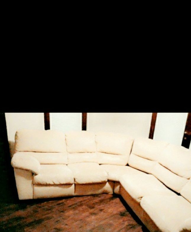 MAKE A OFFER ...Used Sectional Tan Couch NEEDS GONE TODAY ASAP PICK UP ONLY