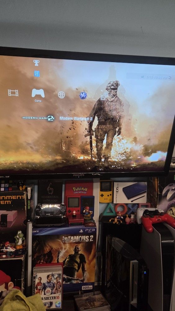 Original PS3 Fat 40GB With 4 Games