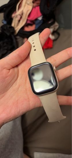 Apple Watch rose gold 11 s