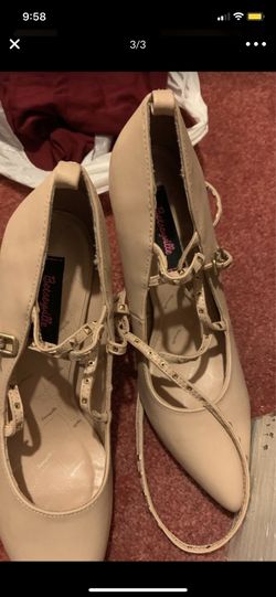 Nude Heels size 6