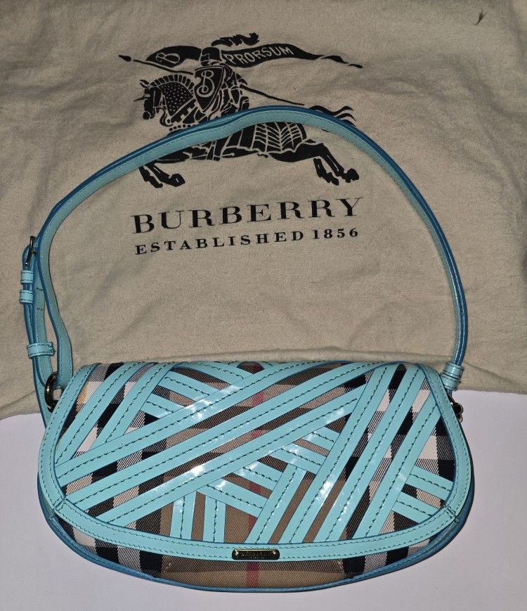 Authentic RARE Burberry Limited Edition Stitch 3 In 1 Shoulder, Clutch, Crossbody bag RARE Condition