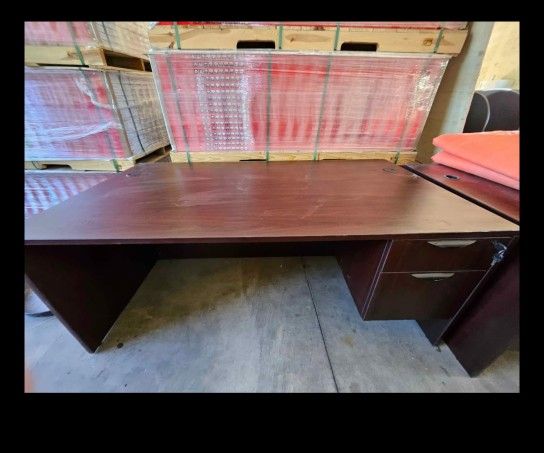 Office Furniture For Sale..... CHEAP!!