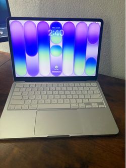Selling my Apple MacBook Neo 13-inch (2026) for a quick sale.