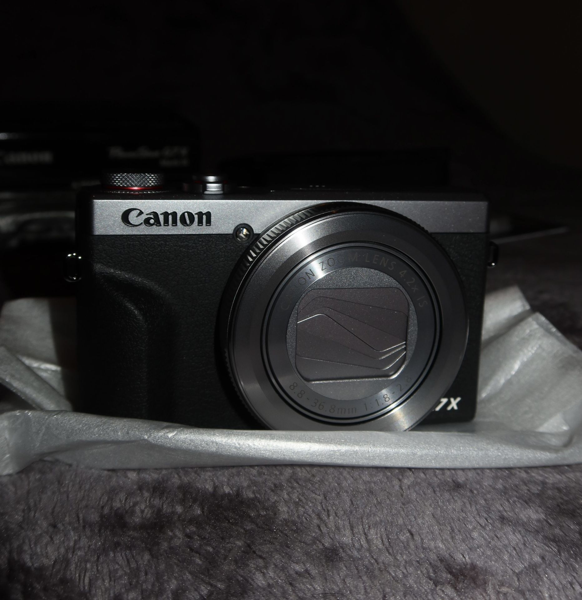 Canon G7X Mark III Kit (Silver)