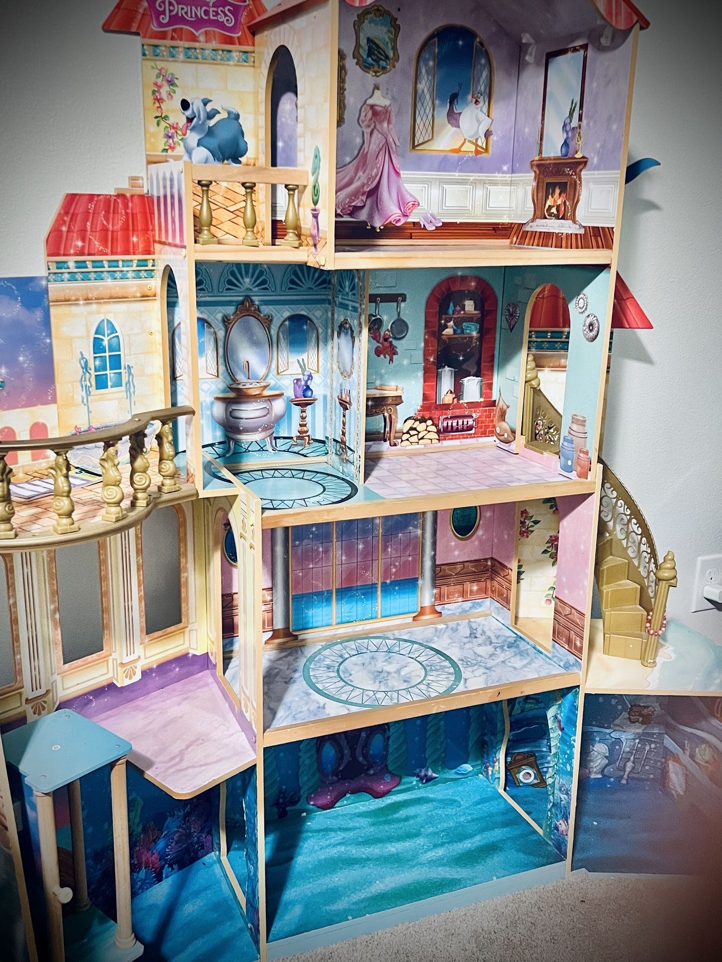 Dollhouse: KidKraft Ariel Undersea Kingdom Disney