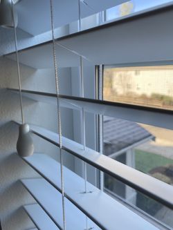 Window White Blinds Excellent With Trim Piece On Top 34.5”