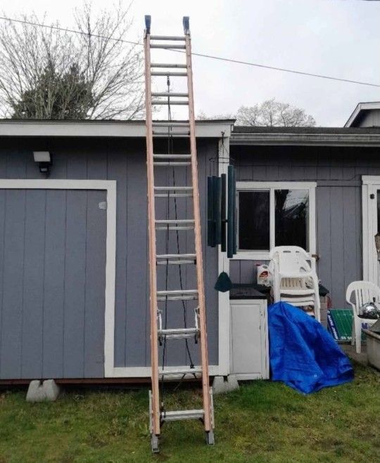23 Foot Ladder