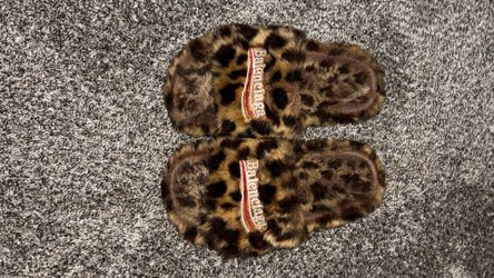 Balenciaga furr slides