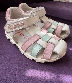Elefanten German girl’s sandals size 7/7.5 US 23 EU genuine leather excellent condition