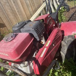 Honda FRC800 Tiller Rear Tine 20" Tilling Width 270cc Honda Engine