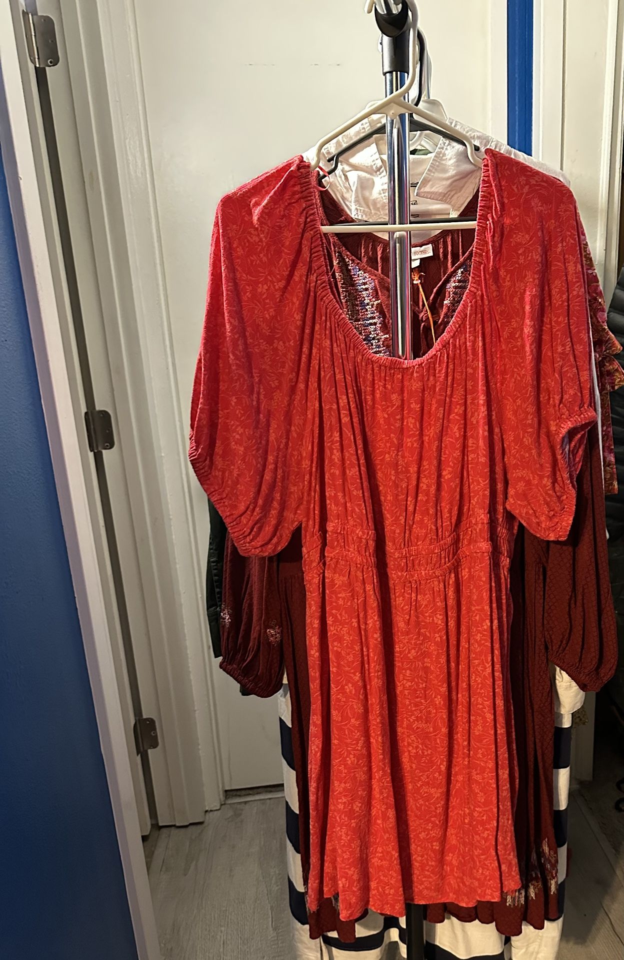 Women’s 3x  22/24/26 See Description For $